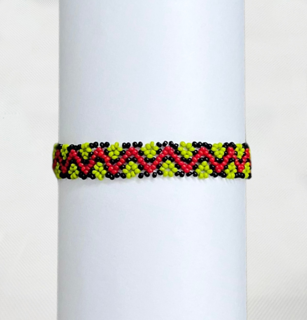 Indigenous Beaded Bracelet • KAMAYURÁ people (from Brazil)