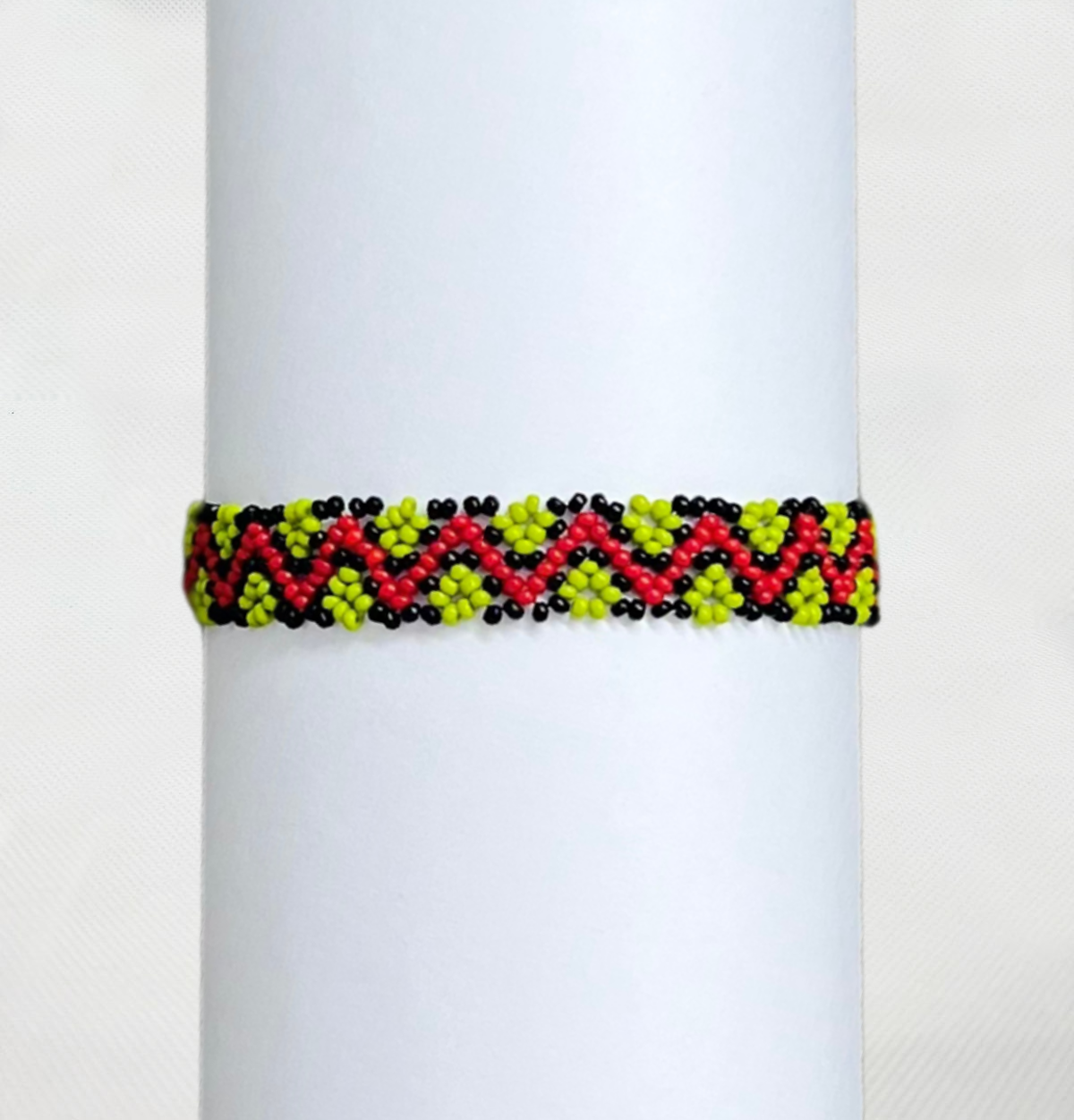 Indigenous Beaded Bracelet • KAMAYURÁ people (from Brazil)