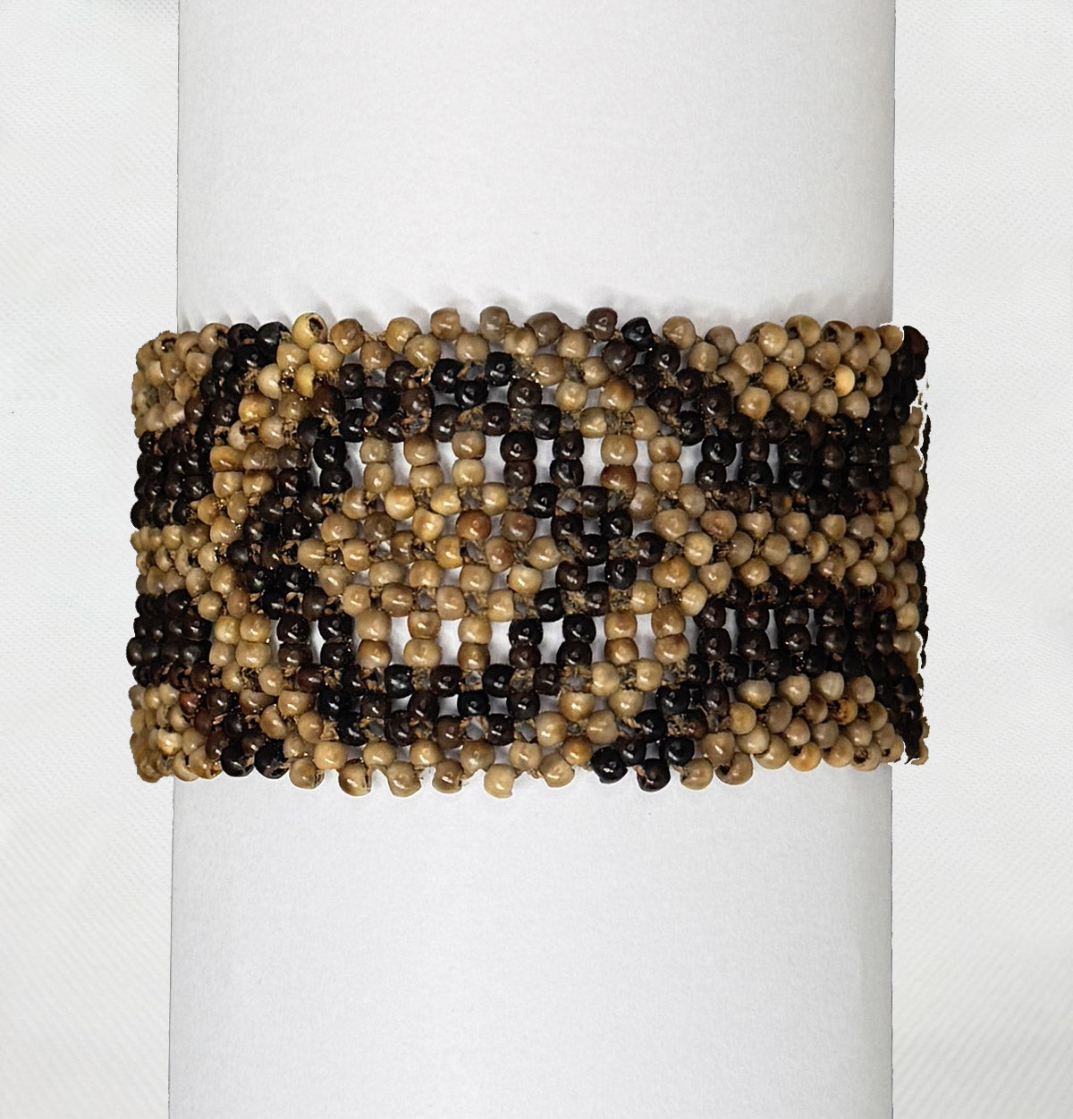 Bracelet élastique perlé autochtone • Peuple WAURÁ (du Brésil)