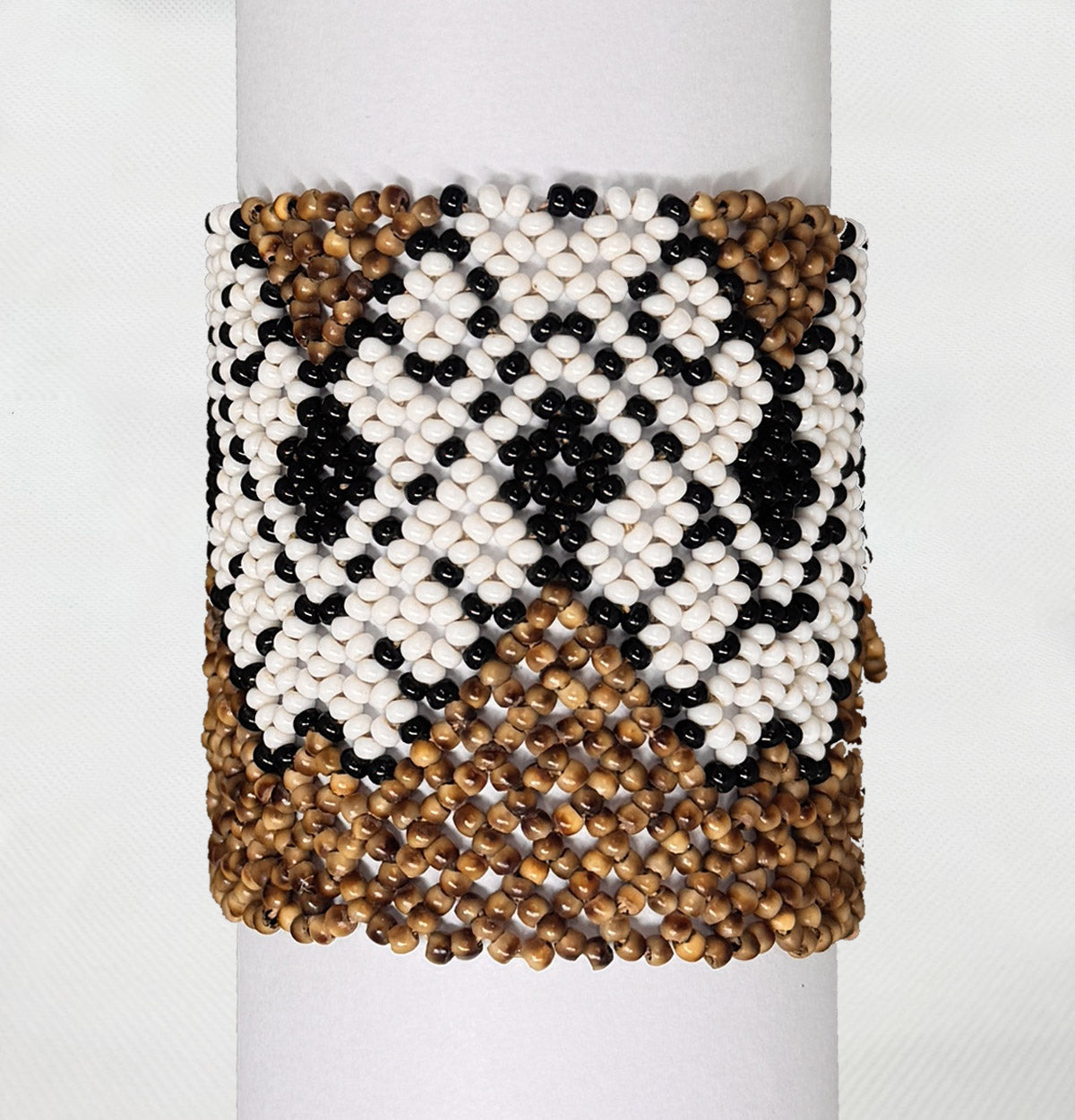 Bracelet élastique perlé autochtone • Peuple WAURÁ (du Brésil)