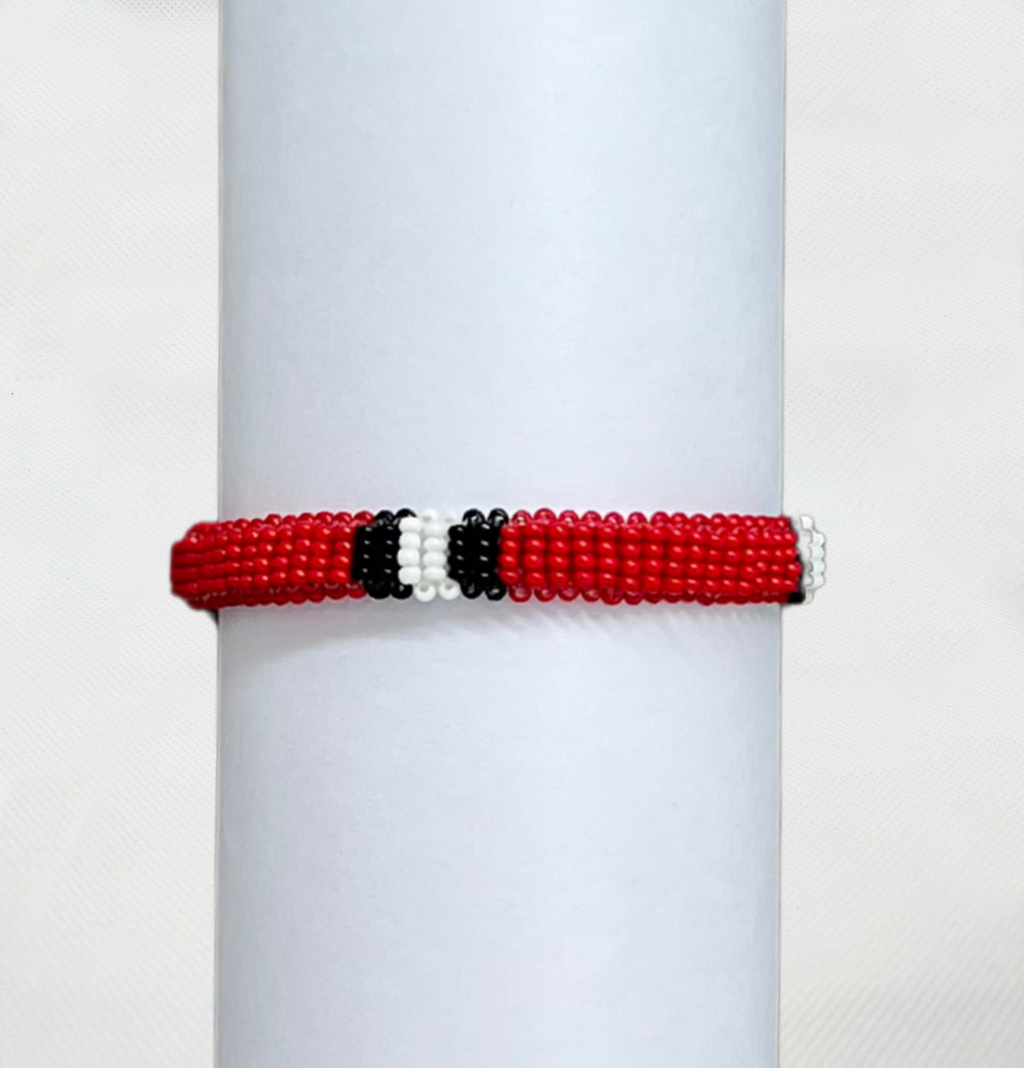 Indigenous Elastic Beaded Bracelet • WAURÁ people (from Brazil)