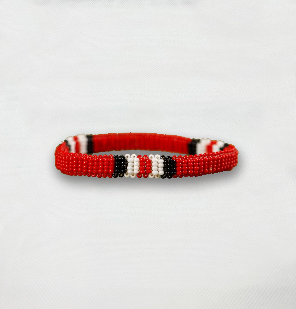 Indigenous Elastic Beaded Bracelet • WAURÁ people (from Brazil)