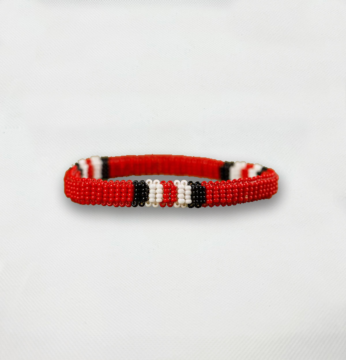 Indigenous Elastic Beaded Bracelet • WAURÁ people (from Brazil)