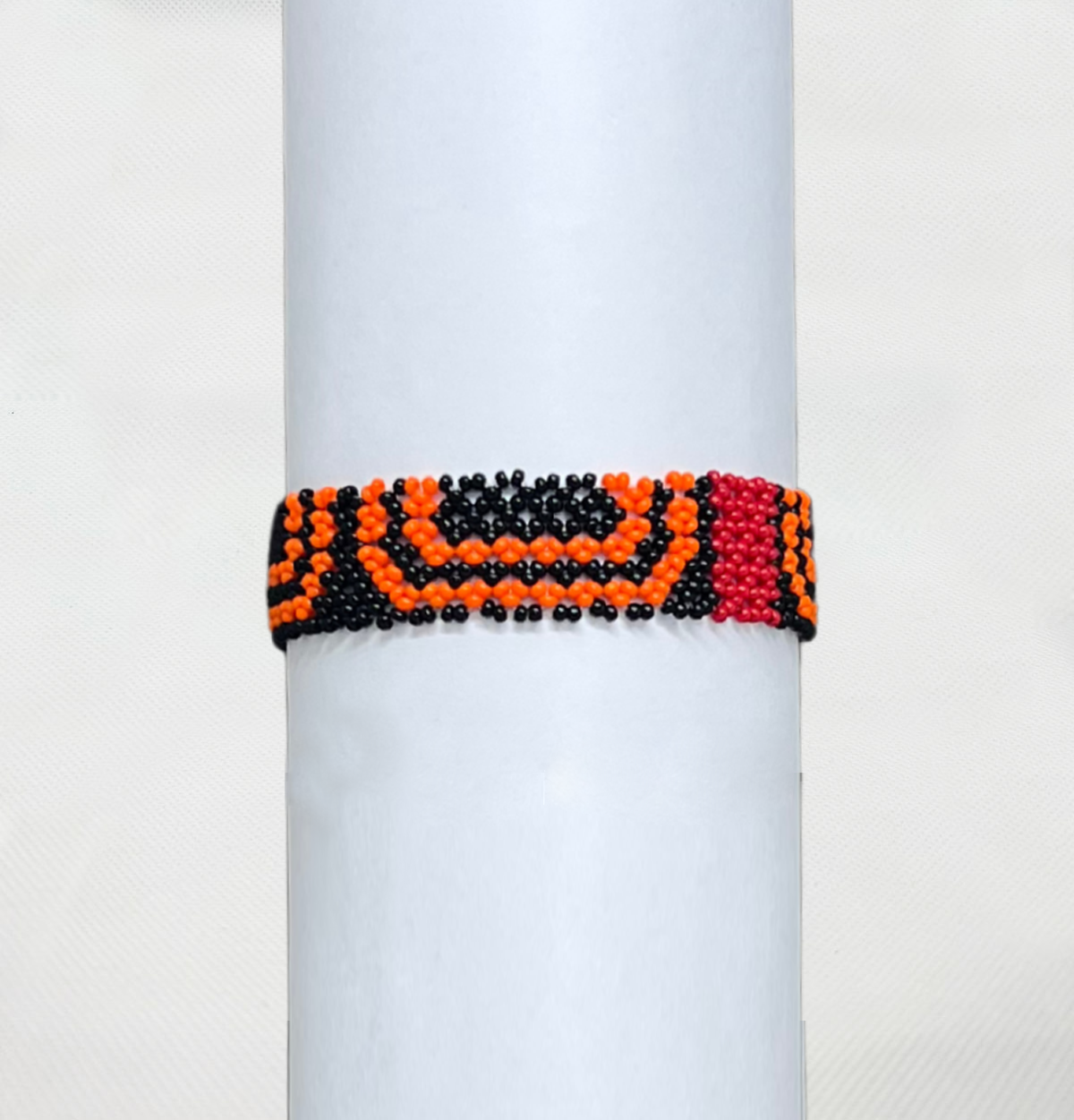 Indigenous Elastic Beaded Bracelet • Waurá people (from Brazil)