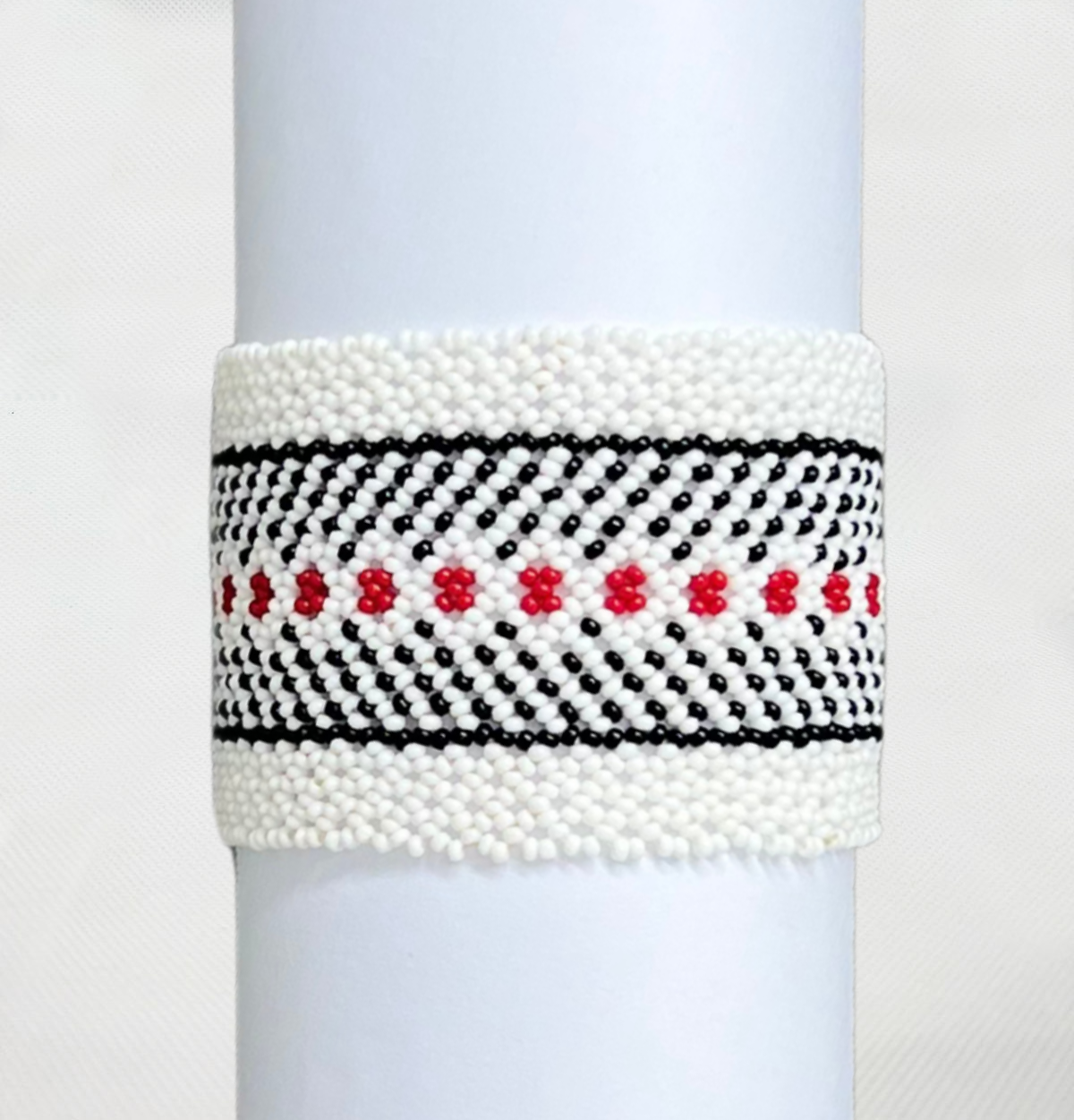 Indigenous Elastic Beaded Bracelet • WAURÁ people (from Brazil)
