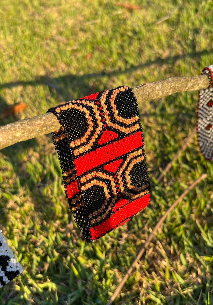 Indigenous Elastic Beaded Bracelet • WAURÁ people (from Brazil)