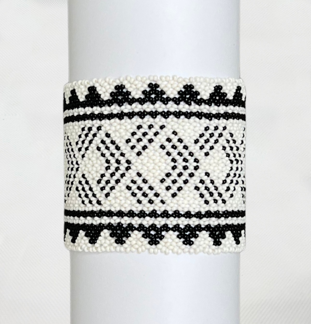 Indigenous Elastic Beaded Bracelet • WAURÁ people (from Brazil)