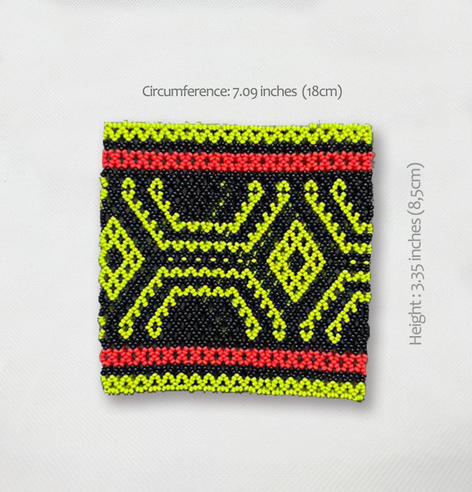 Indigenous Elastic Beaded Bracelet • WAURÁ people (from Brazil)