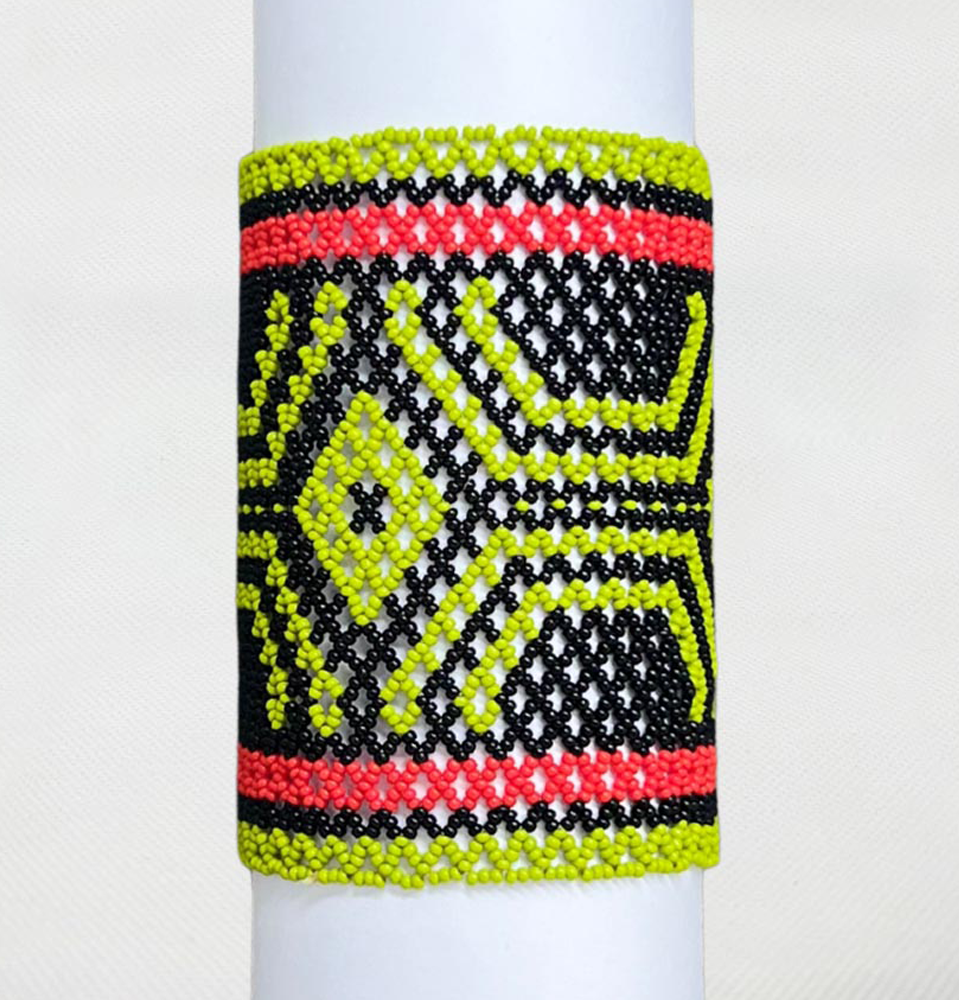 Indigenous Elastic Beaded Bracelet • WAURÁ people (from Brazil)