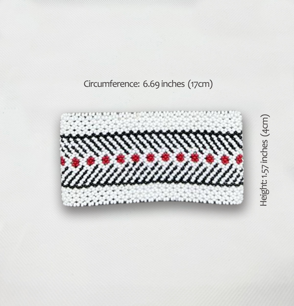 Indigenous Elastic Beaded Bracelet • WAURÁ people (from Brazil)