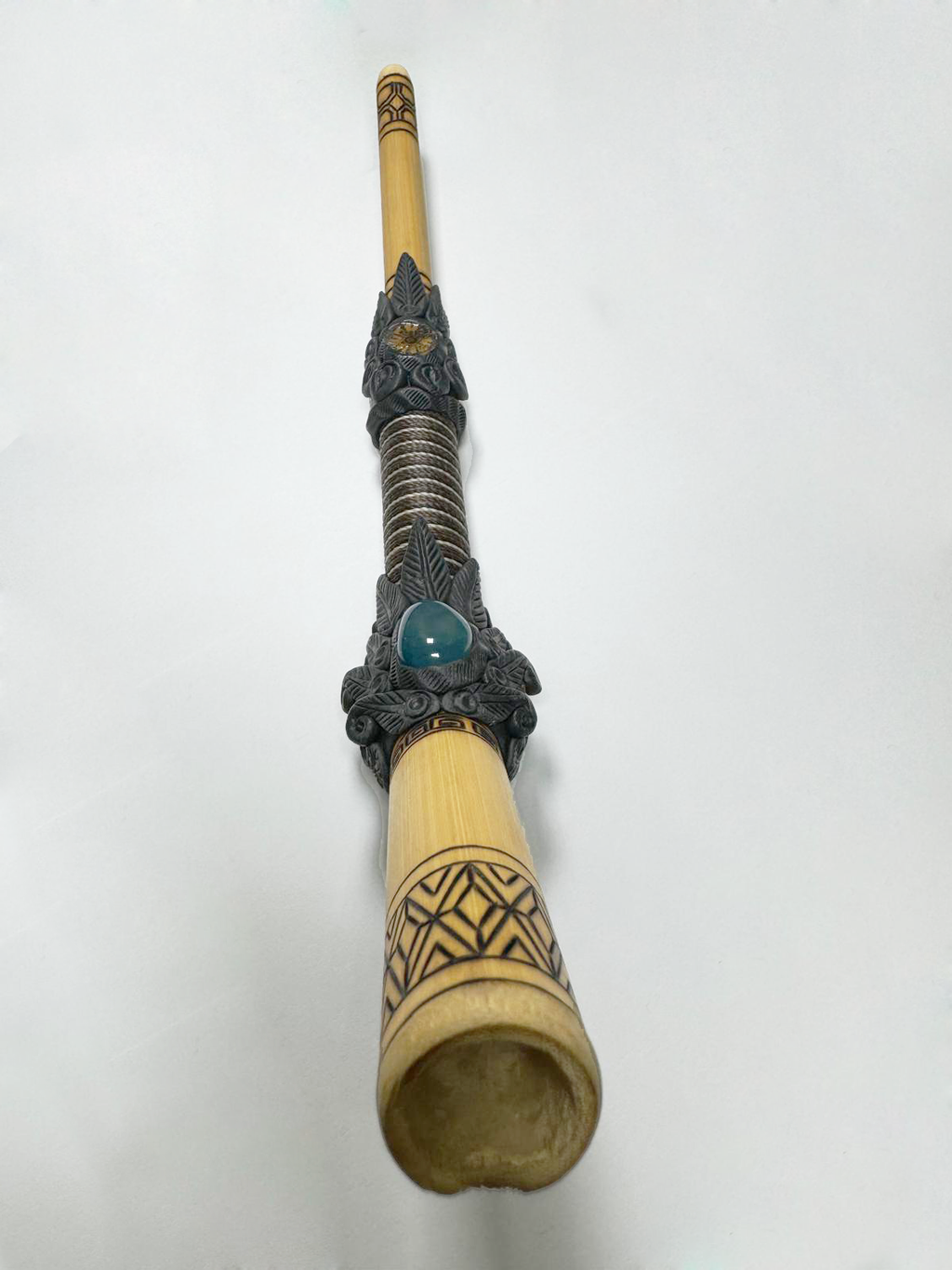 Bamboo Tepi • Tete Pawã