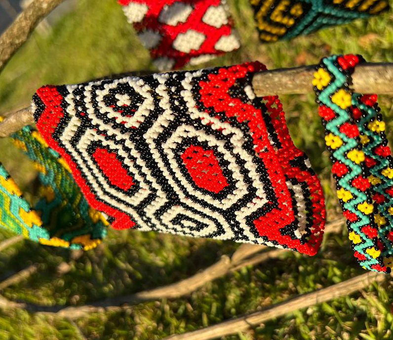 Indigenous Beaded Bracelet • KAMAYURÁ people (from Brazil)