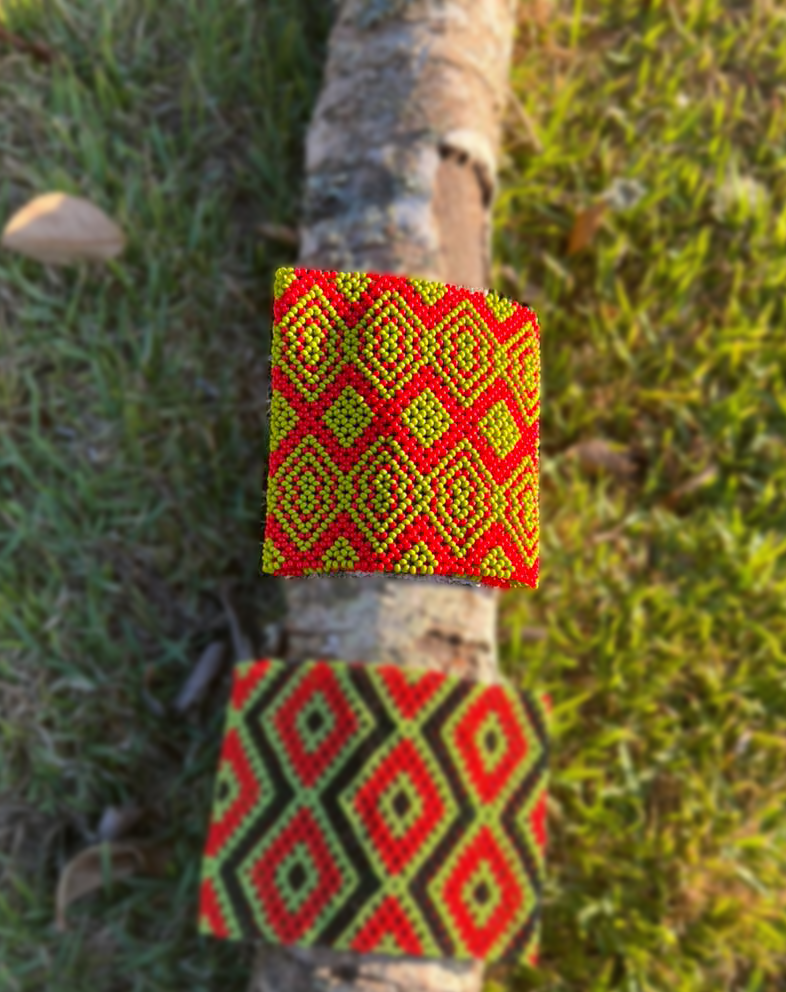 Indigenous Beaded Bracelet • KAYAPÓ people (from Brazil)