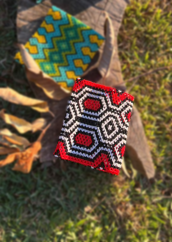 Indigenous Beaded Bracelet • KAMAYURÁ people (from Brazil)